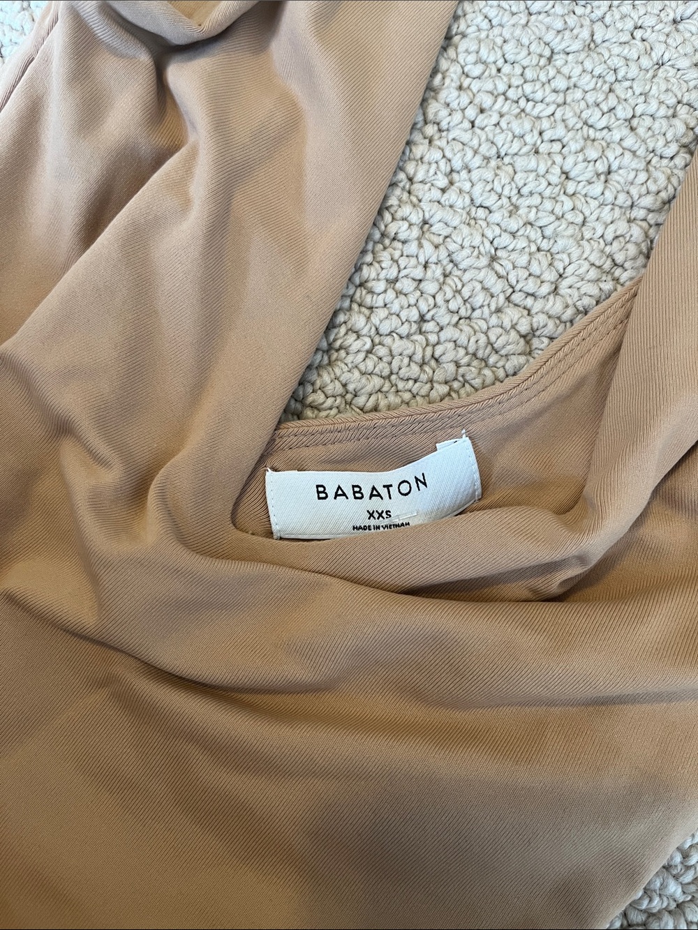 Babaton Contour V-Neck Bodysuit Cream XXS - Picture 3 of 4